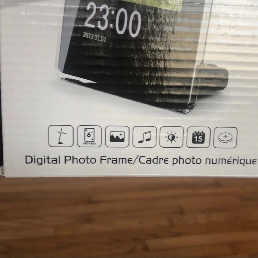 New Digital Photo Frame/Clock/Calendar - Picture 8 of 8